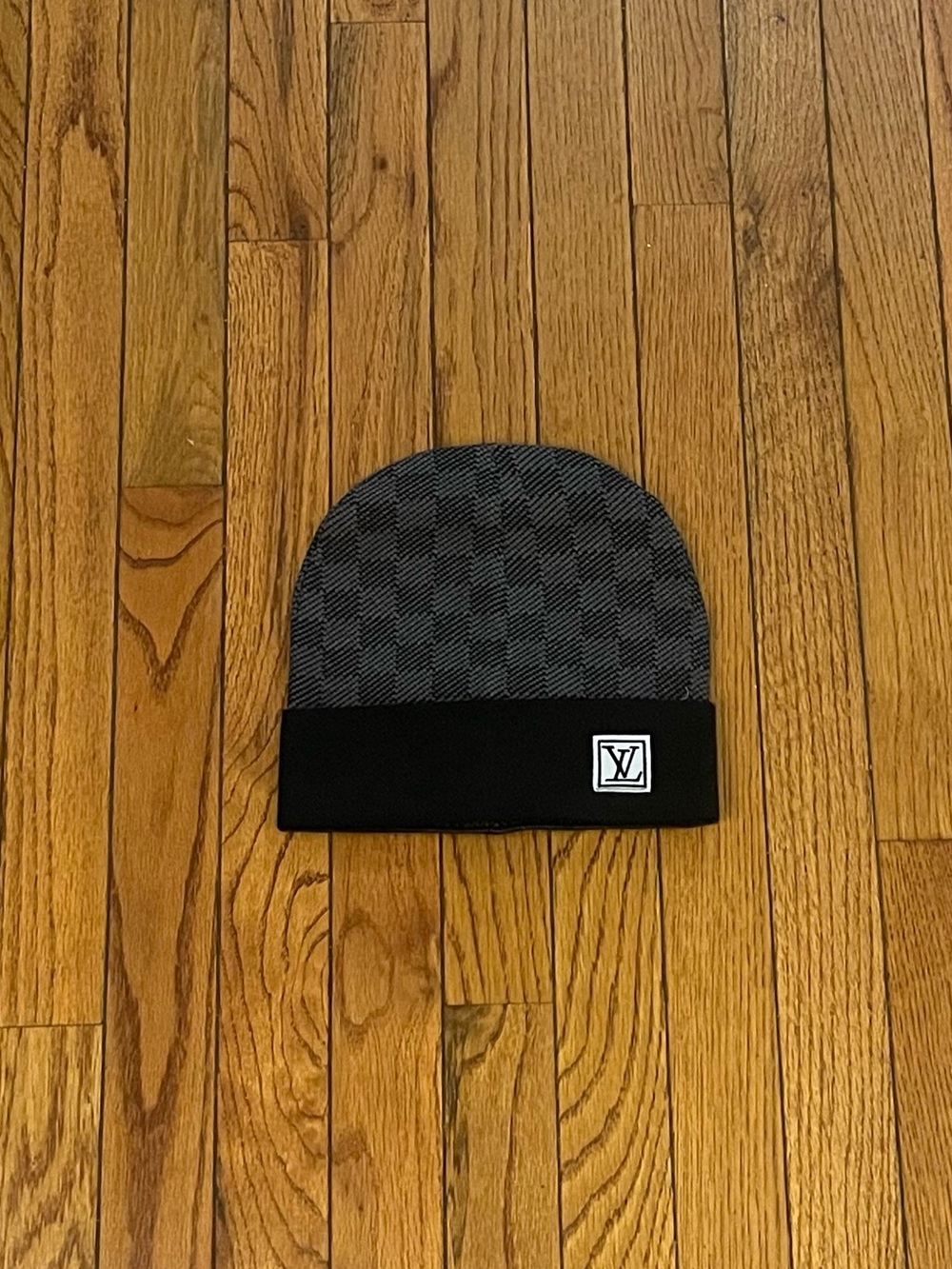 BLACK AND GREY DESIGNER BEANIE